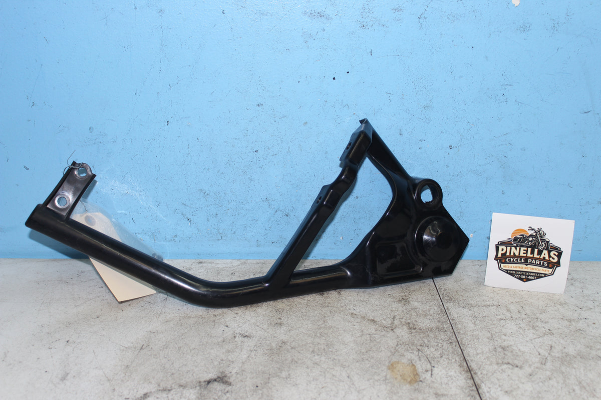 01-04 Suzuki Intruder Volusia VL800 Swingarm Left Mount Bracket Cover 61126-41F0