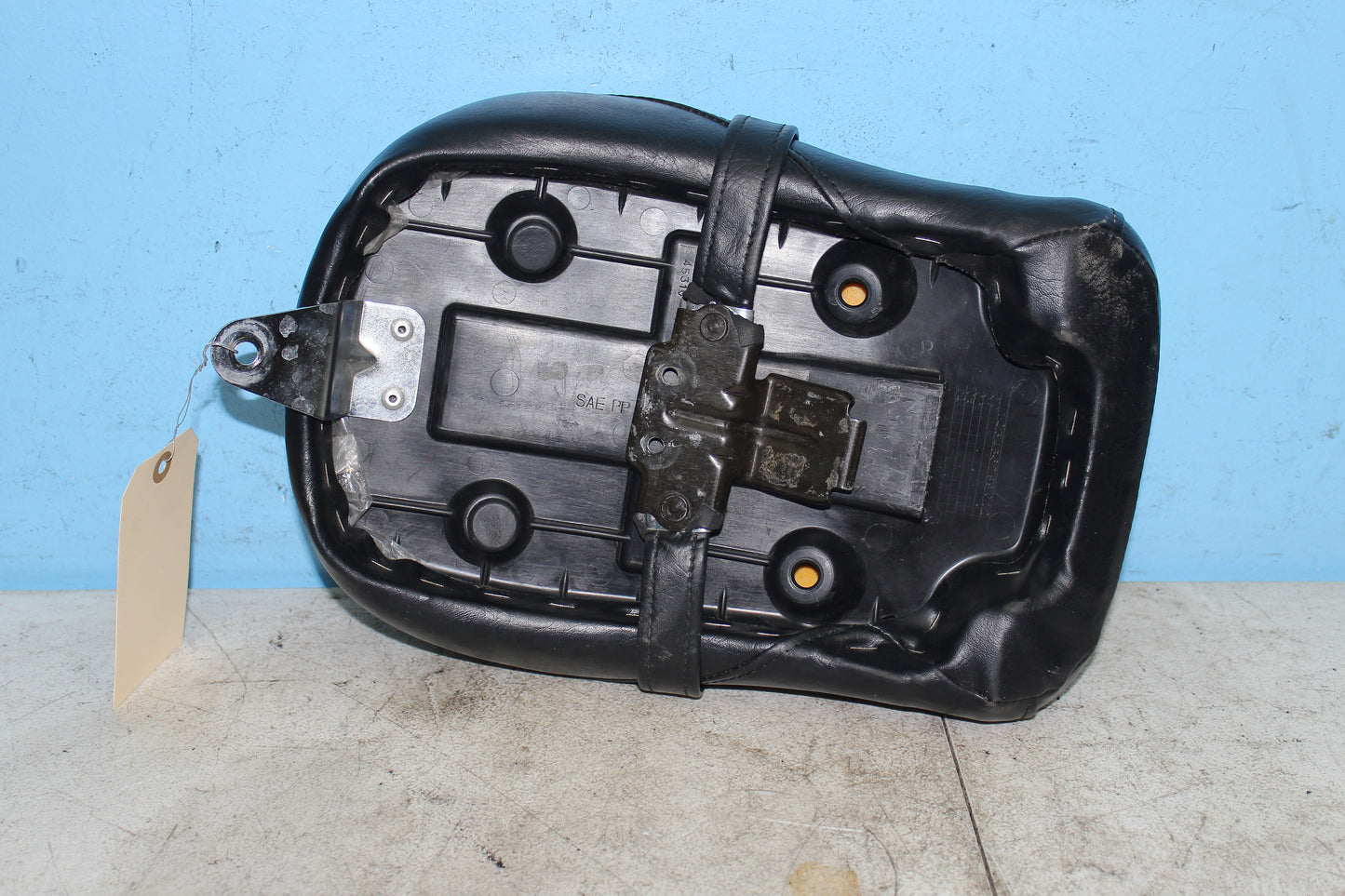 01-04 Suzuki Intruder Volusia VL800 OEM Rear Seat Back Passenger