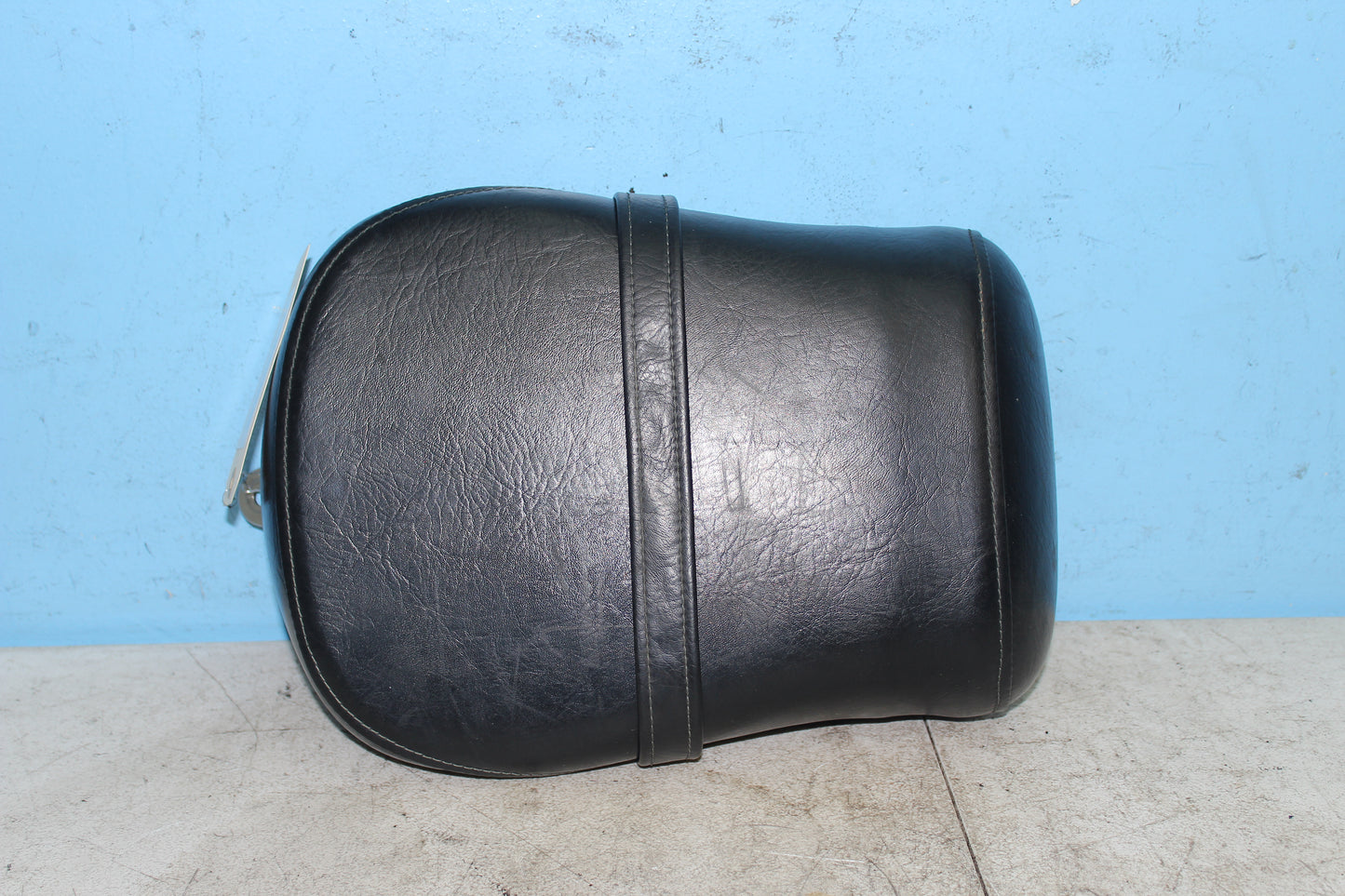 01-04 Suzuki Intruder Volusia VL800 OEM Rear Seat Back Passenger