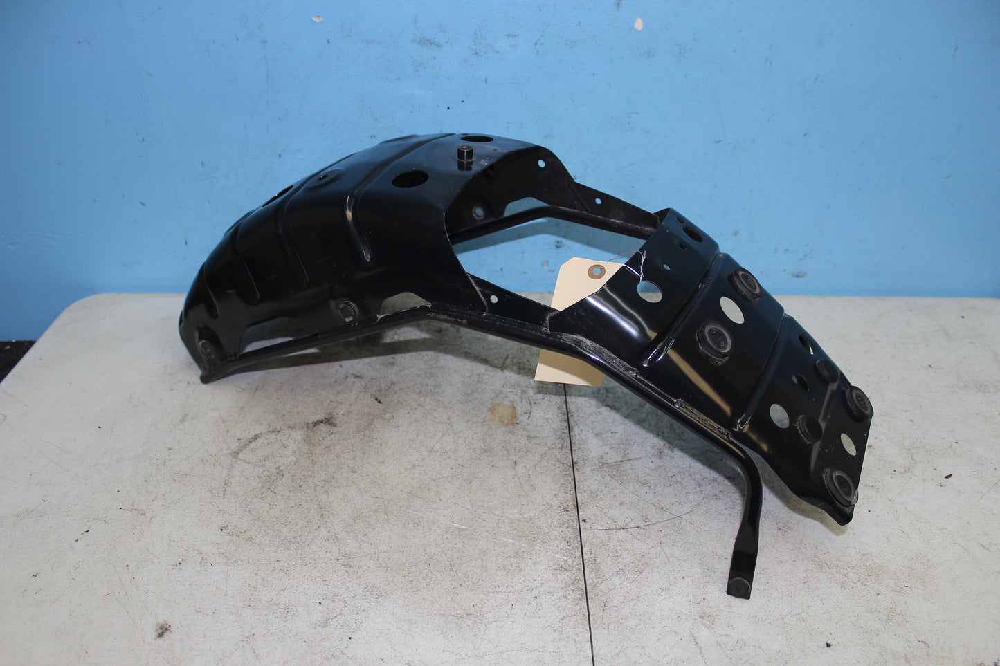 01-04 Suzuki Intruder Volusia VL800 Rear Fender Inner Liner Brace Mount Support