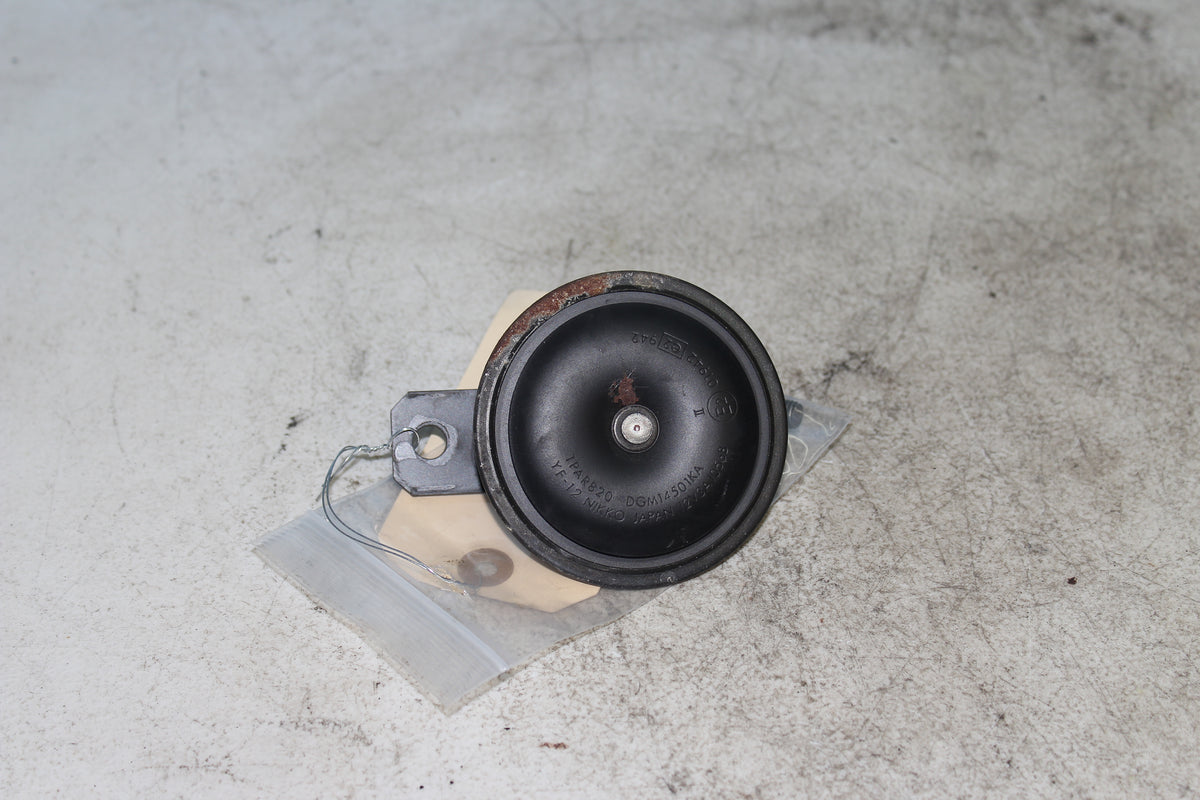 01-04 Suzuki Intruder Volusia VL800 OEM Horn 38500-41F00