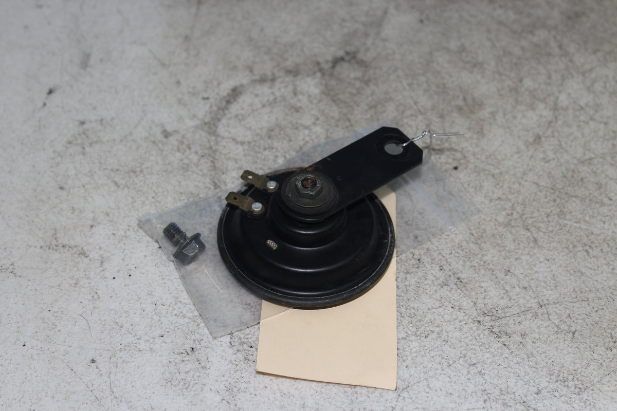 01-04 Suzuki Intruder Volusia VL800 OEM Horn 38500-41F00