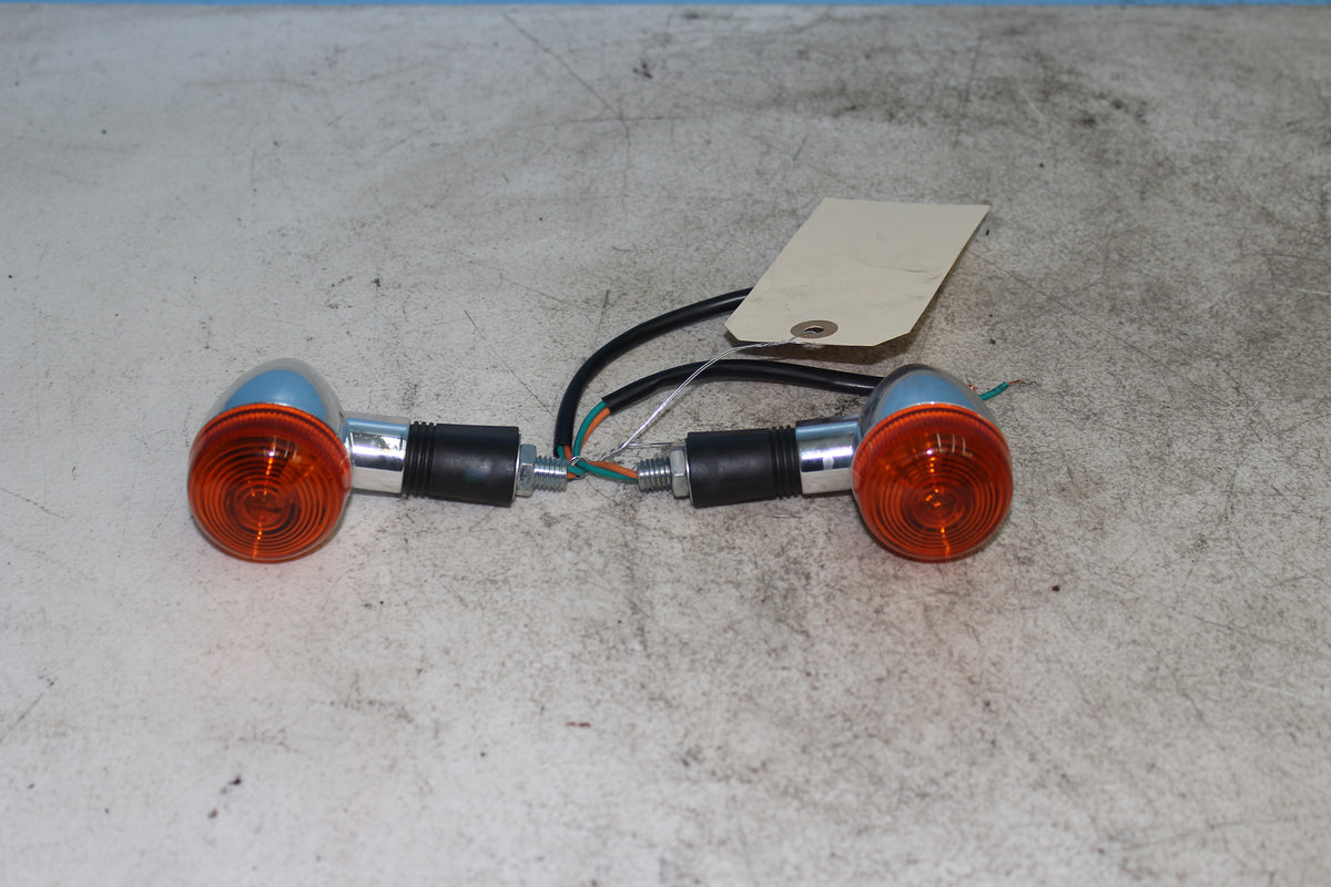 01-04 Suzuki Intruder Volusia VL800 Rear Turn Signal Blinker Light Left Right