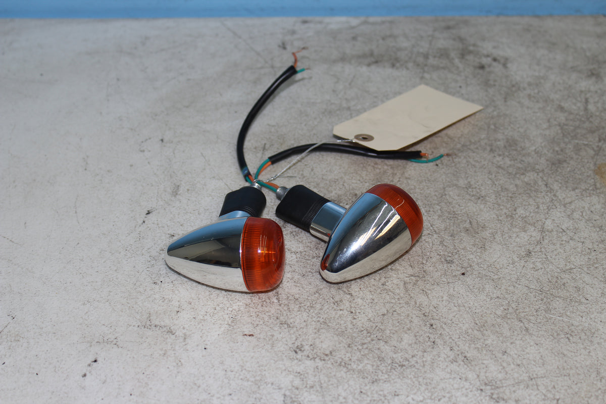 01-04 Suzuki Intruder Volusia VL800 Rear Turn Signal Blinker Light Left Right