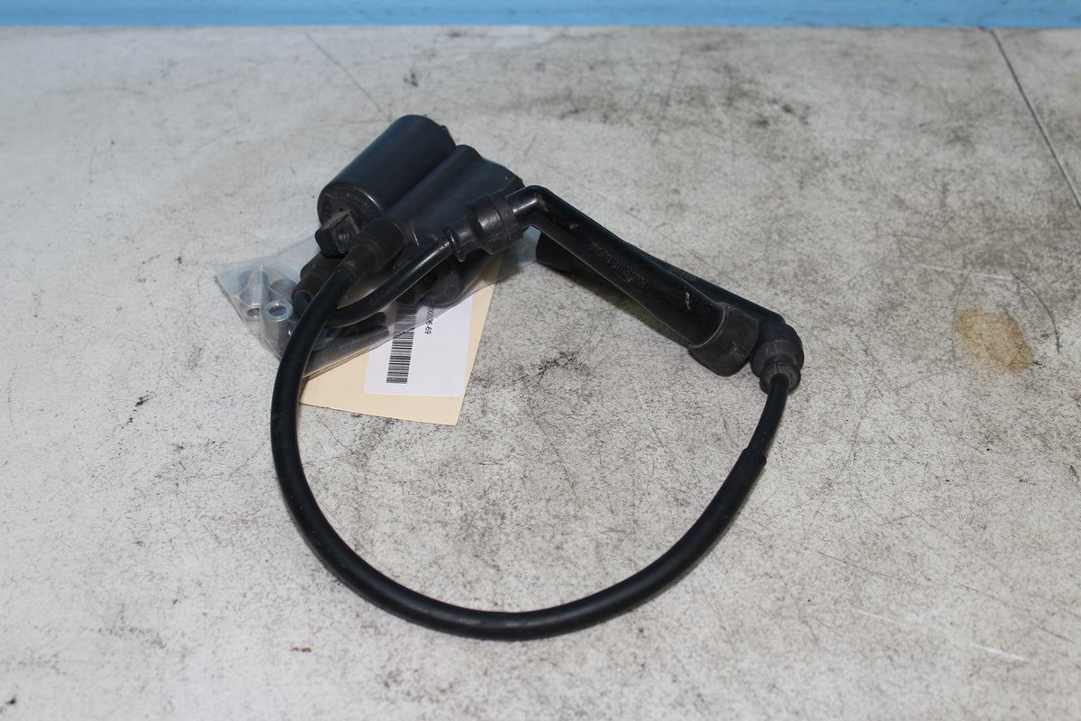 01-04 Suzuki Intruder Volusia VL800 OEM Ignition Coil Packs w/ Plug Wires