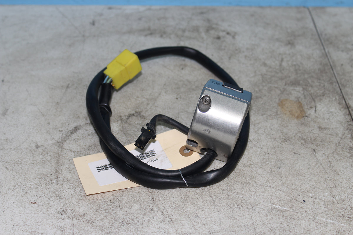 01-04 Suzuki Intruder Volusia VL800 Left Hand Control Switch Headlight Blinker