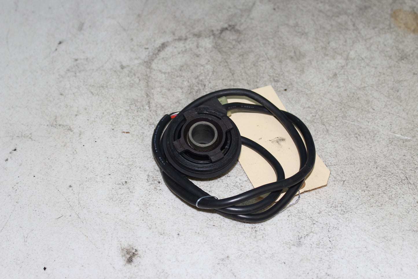 01-04 Suzuki Intruder Volusia VL800 OEM Speed Sensor Front Wheel Speedo Pick Up