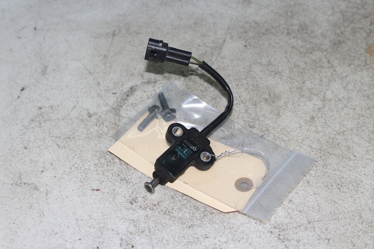 01-04 Suzuki Intruder Volusia VL800 OEM Kick Stand Sensor Kickstand 37840-41F02