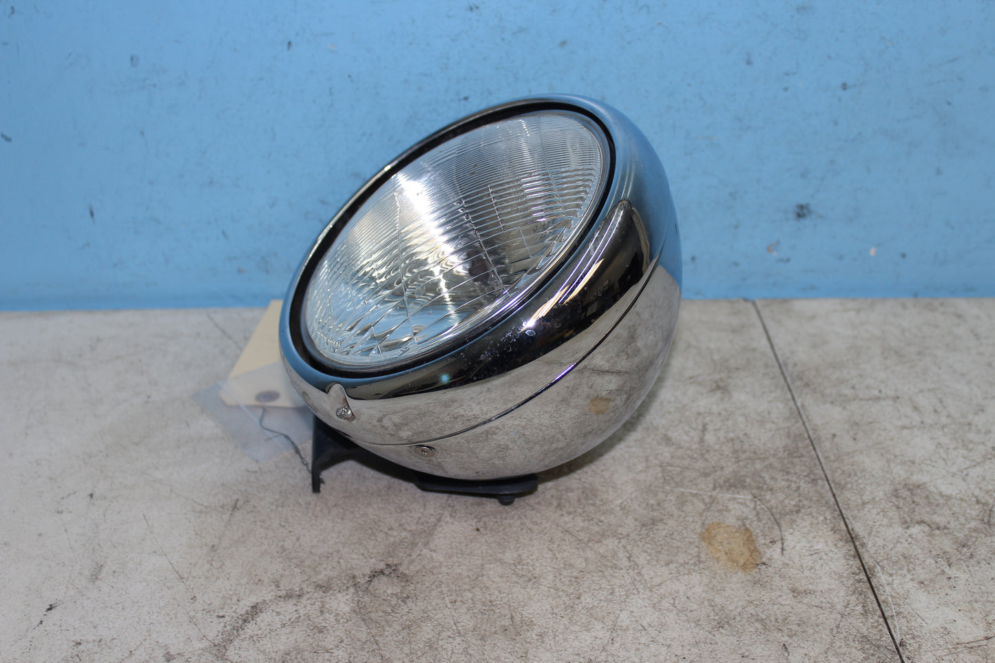 01-04 Suzuki Intruder Volusia VL800 OEM Headlight Lens Bucket Head Lamp