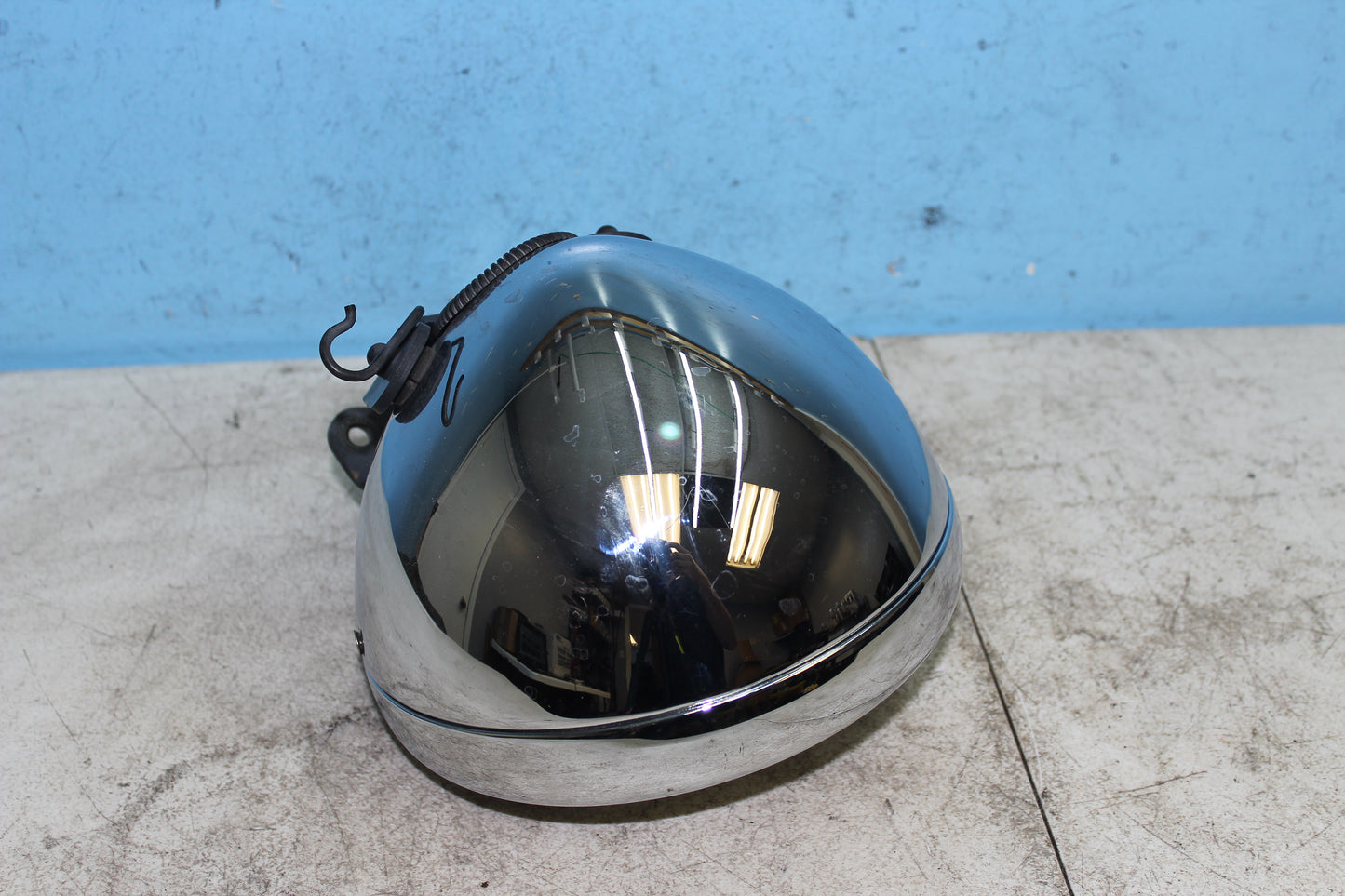 01-04 Suzuki Intruder Volusia VL800 OEM Headlight Lens Bucket Head Lamp