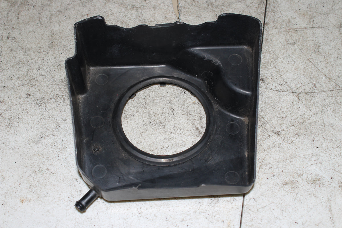 01-10 Honda Goldwing GL1800 Fuel Filler Tray Gas Tank Vent Guard