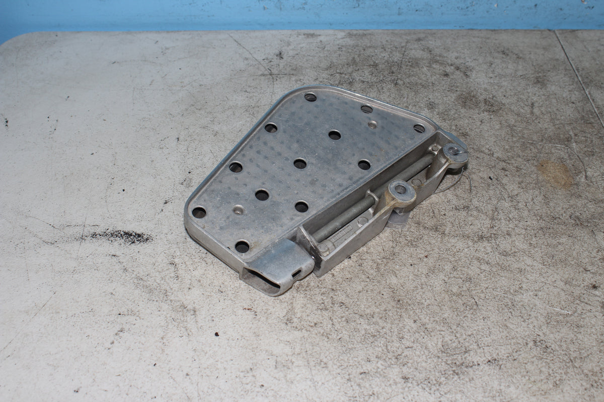 01-10 Honda Goldwing GL1800 Left Rear Floorboard Passenger Foot Rest