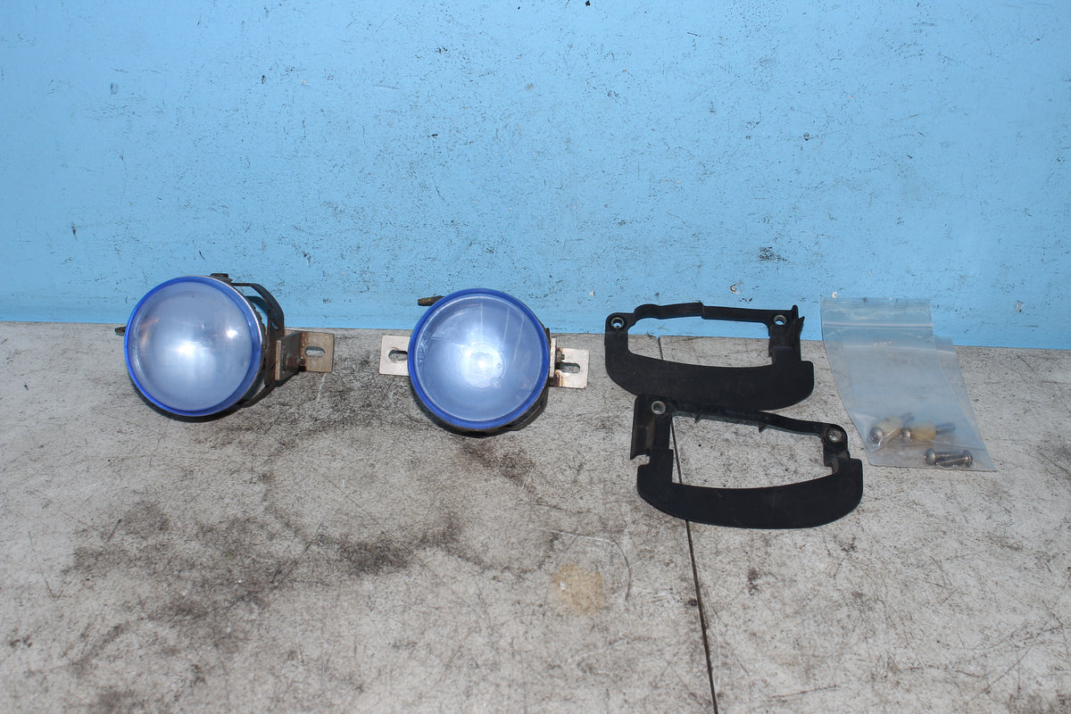 01-05 Honda Goldwing GL1800 Fog Light Lamp Blue Lens Left Right Mount Bracket