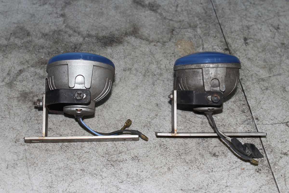 01-05 Honda Goldwing GL1800 Fog Light Lamp Blue Lens Left Right Mount Bracket