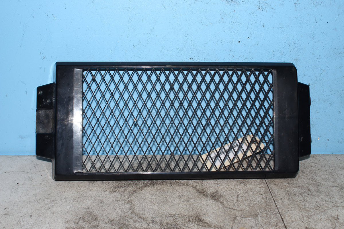 05-09 Suzuki Boulevard C50T VL800 Radiator Cover Rad Trim Bezel