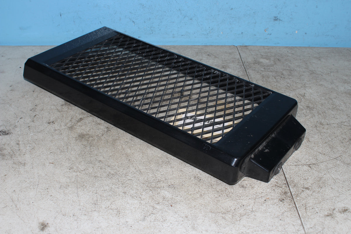 05-09 Suzuki Boulevard C50T VL800 Radiator Cover Rad Trim Bezel
