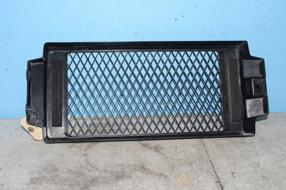 05-09 Suzuki Boulevard C50T VL800 Radiator Cover Rad Trim Bezel