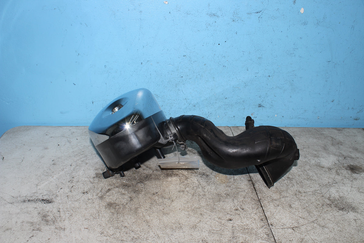 05-09 Suzuki Boulevard C50T VL800 Air Cleaner Box Intake Tube Housing Filter