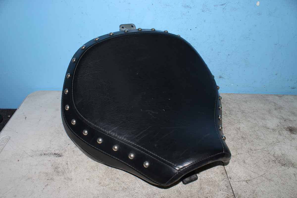 05-09 Suzuki Boulevard C50T VL800 Driver Seat Front Rider Cushion