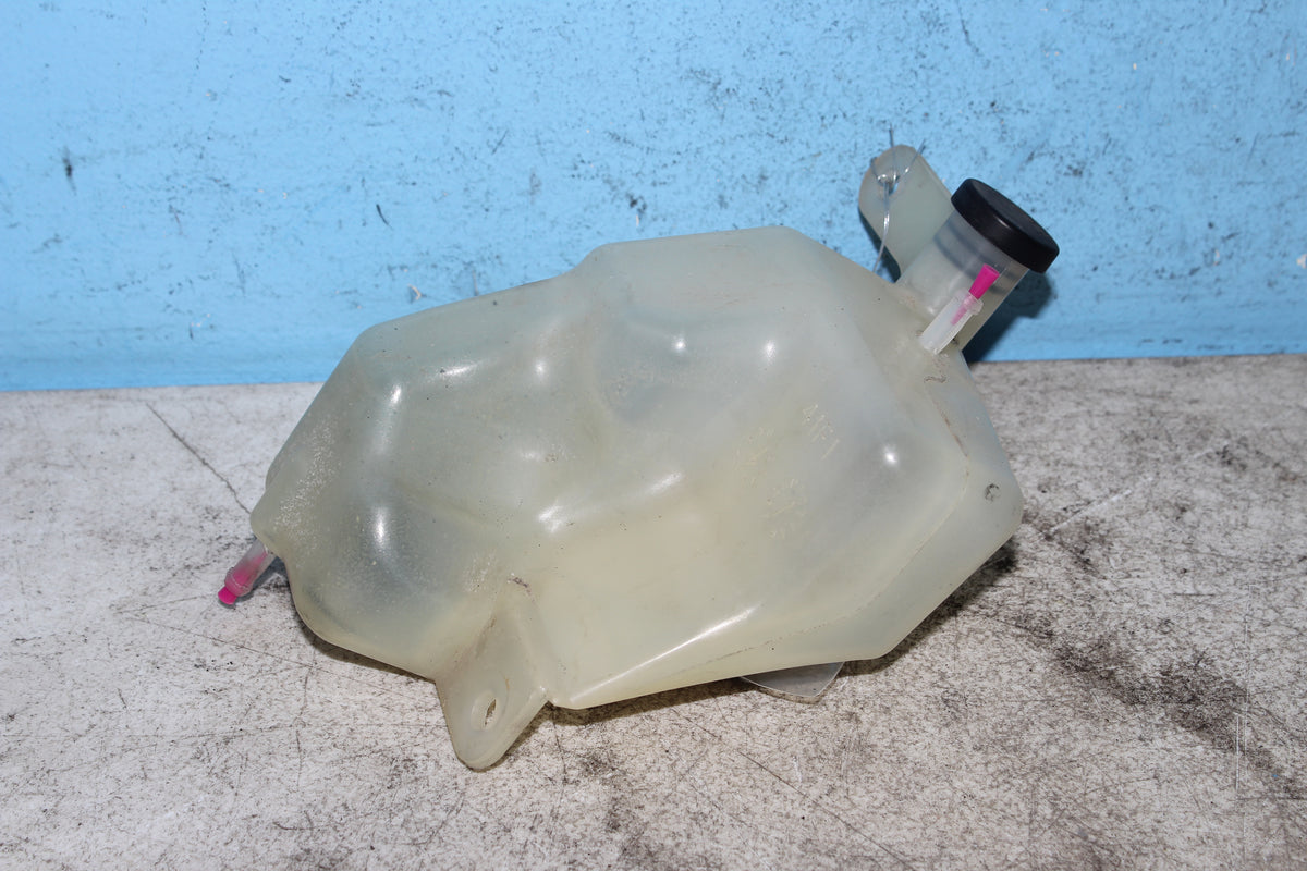 05-09 Suzuki Boulevard C50T VL800 Coolant Reservoir Overflow Jug Tank Bottle
