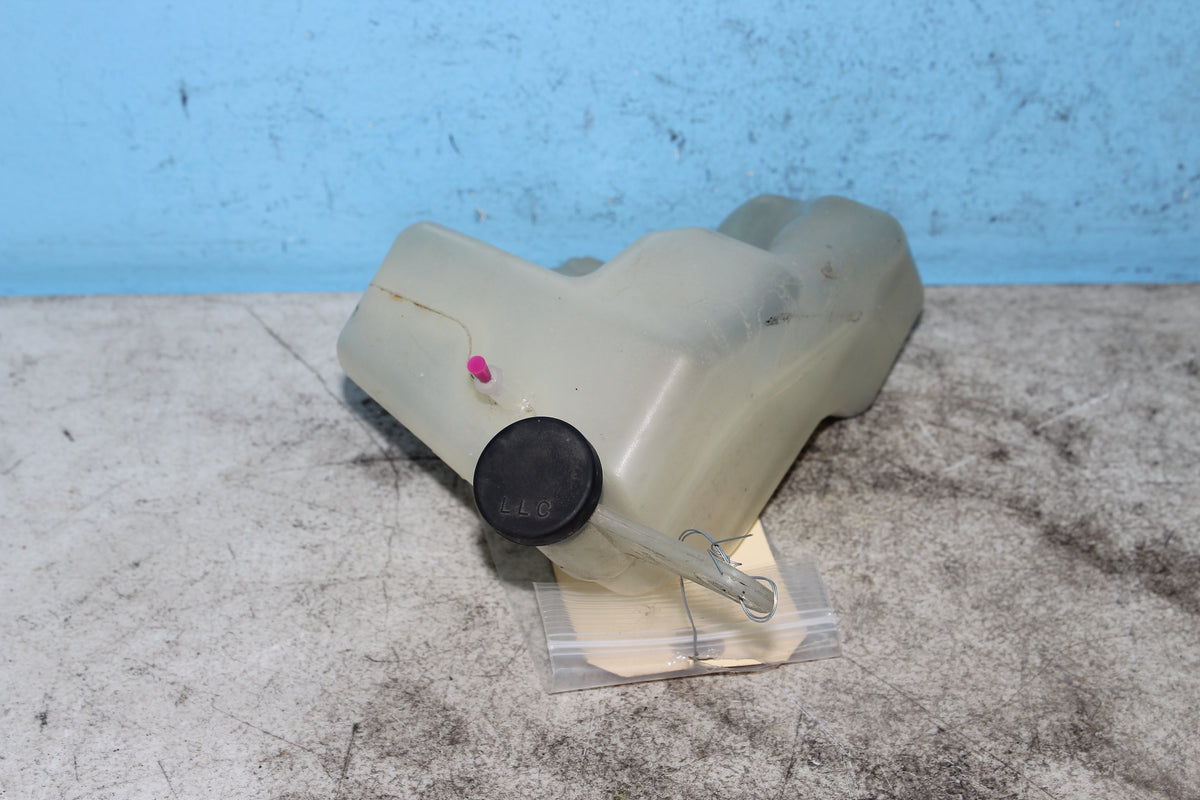 05-09 Suzuki Boulevard C50T VL800 Coolant Reservoir Overflow Jug Tank Bottle