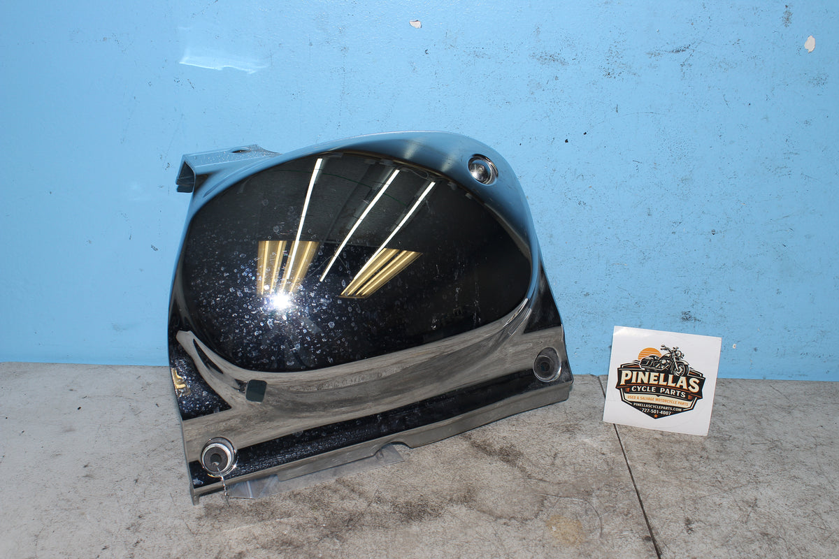 05-09 Suzuki Boulevard C50T VL800 Left Engine Cover Side Motor Trim 47231-41F0
