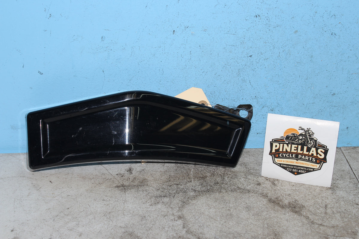 05-09 Suzuki Boulevard C50T VL800 Left Swing Arm Cover Frame Trim 47241-41F0