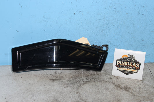 05-09 Suzuki Boulevard C50T VL800 Left Swing Arm Cover Frame Trim 47241-41F0