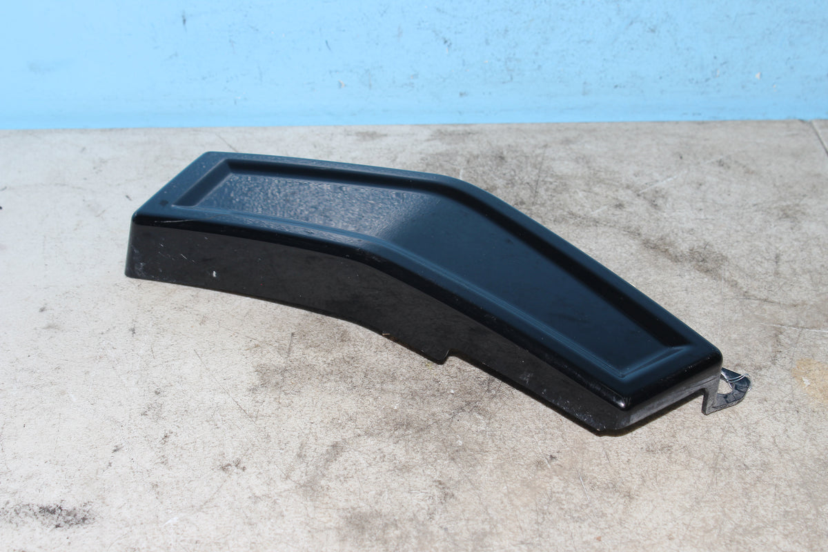 05-09 Suzuki Boulevard C50T VL800 Left Swing Arm Cover Frame Trim 47241-41F0