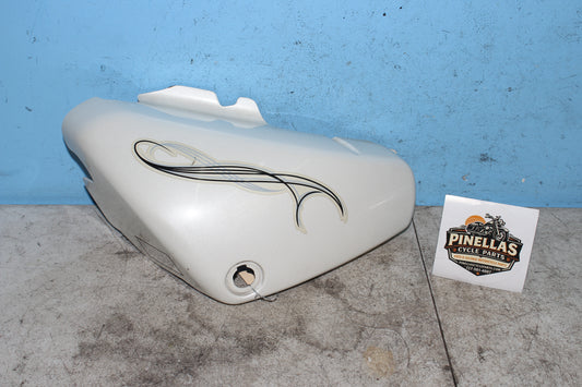 05-09 Suzuki Boulevard C50T VL800 Left Side Frame Cover White Fairing Panel