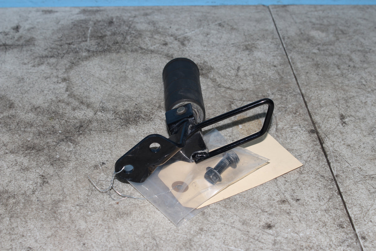 05-09 Suzuki Boulevard C50T VL800 Right Passenger Foot Peg Rear Rest Mount