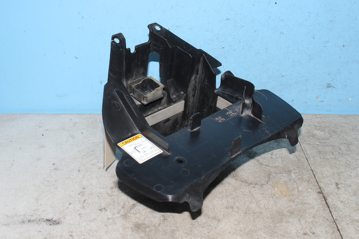 05-09 Suzuki Boulevard C50T VL800 Battery Box Electric Parts Holder Tray Tool