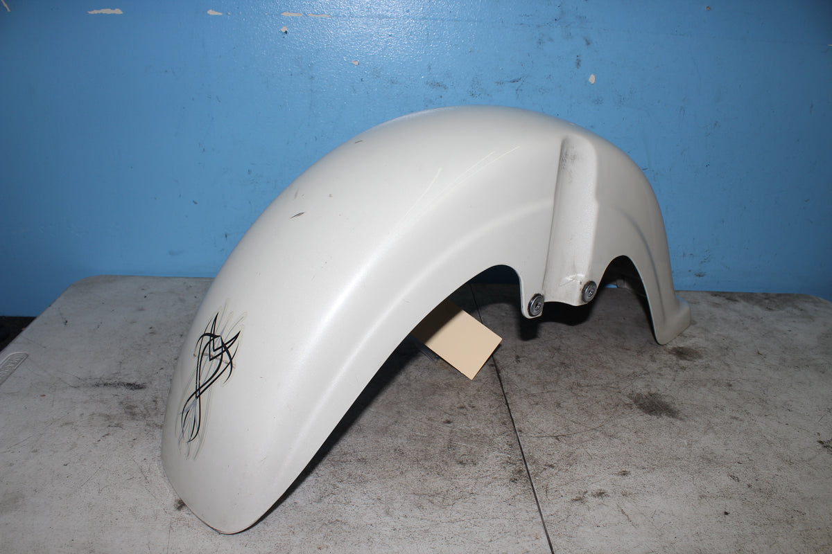 05-09 Suzuki Boulevard C50T VL800 Front Fender Wheel Cover Mud Guard White