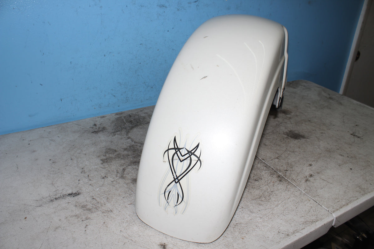 05-09 Suzuki Boulevard C50T VL800 Front Fender Wheel Cover Mud Guard White