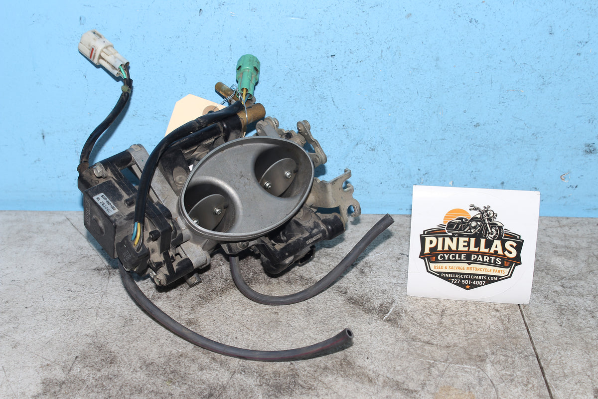 05-09 Suzuki Boulevard C50T VL800 Carburetor Throttle Body Intake