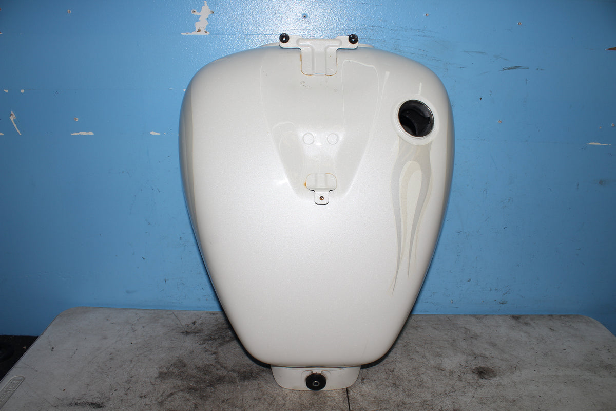 05-09 Suzuki Boulevard C50T VL800 Gas Tank Fuel Petrol White