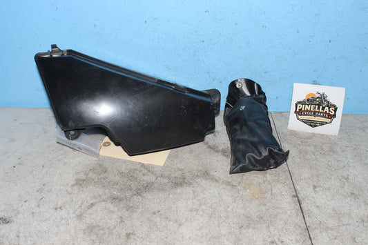 05-09 Suzuki Boulevard C50T VL800 Tool Kit Bag Box Holder Storage Luggage