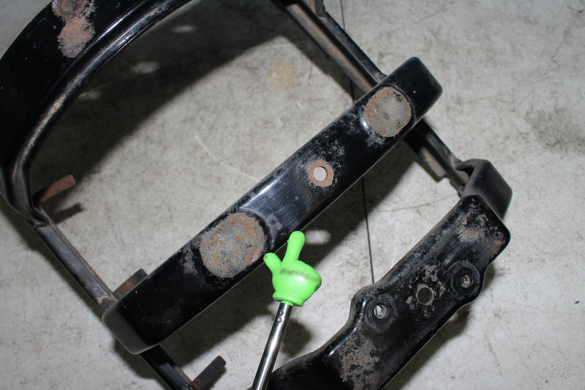 06-26 Kawasaki Vulcan VN900B Classic Rear Fender Brace Reinforce Frame Mount