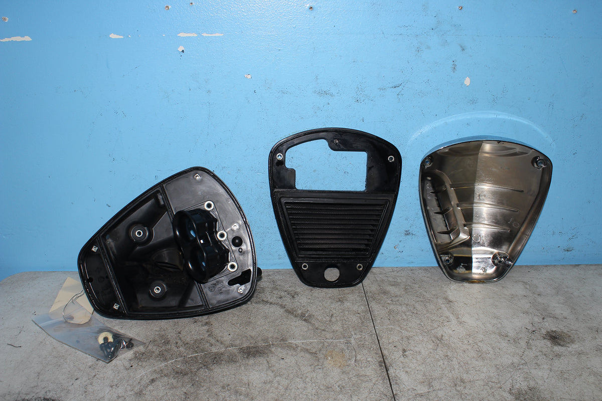 06-26 Kawasaki Vulcan VN900B Classic Air Cleaner Box Filter Housing Chrome