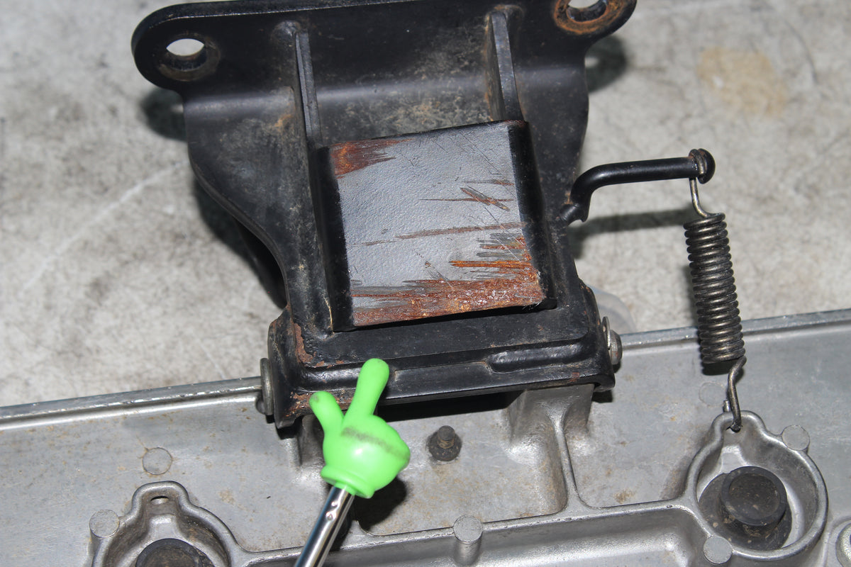 06-26 Kawasaki Vulcan VN900B Classic Left Driver Floorboard Front Foot Rest