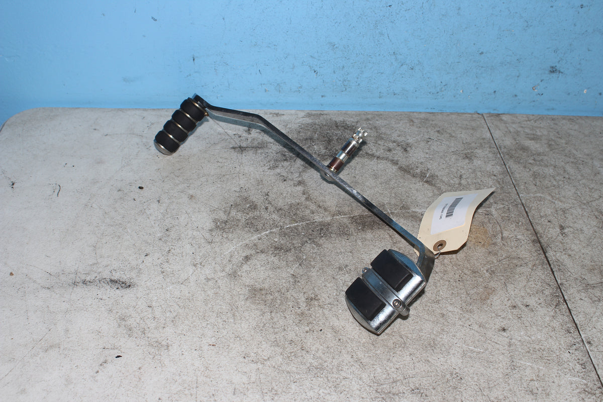 06-26 Kawasaki Vulcan VN900B Classic Shifter Rocker Shift Heel Toe Lever