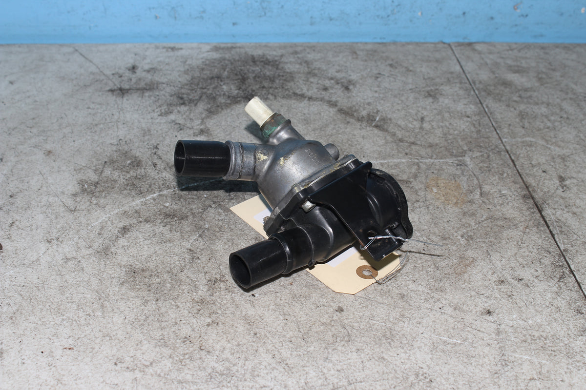 06-26 Kawasaki Vulcan VN900B Classic Thermostat Housing Coolant Filler Neck Cap