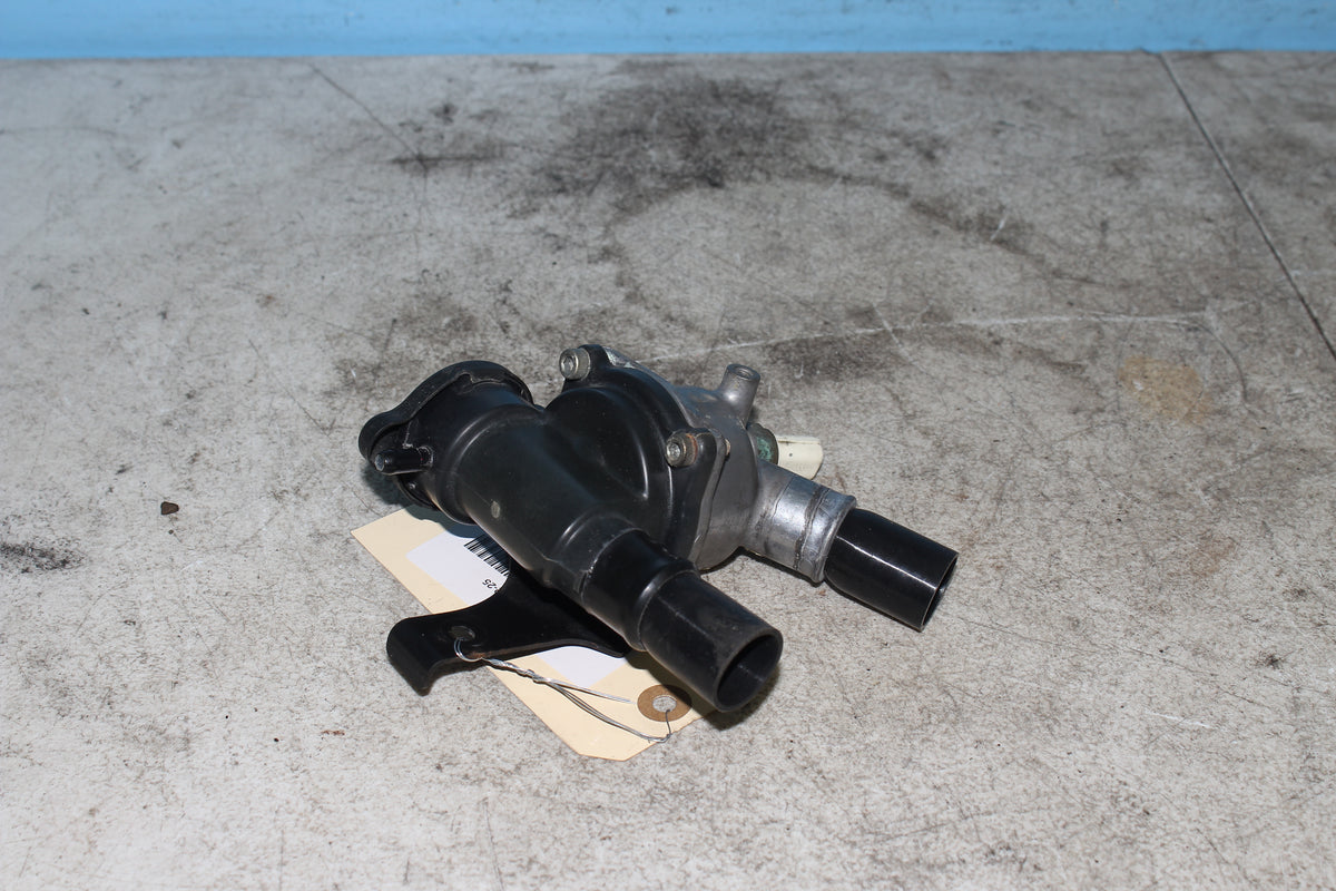 06-26 Kawasaki Vulcan VN900B Classic Thermostat Housing Coolant Filler Neck Cap