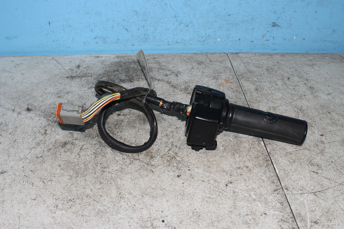 98-01 Harley FLHTCUI Electra Glide Left Hand Control Headlight Volumn Switch