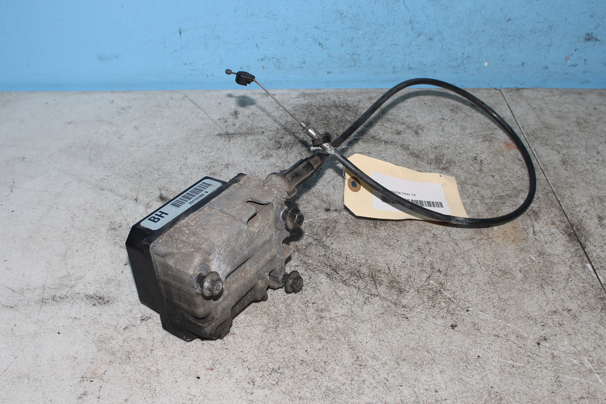 98-03 Harley FLHTCUI Electra Glide Cruise Control Module Motor Cable 70955-98