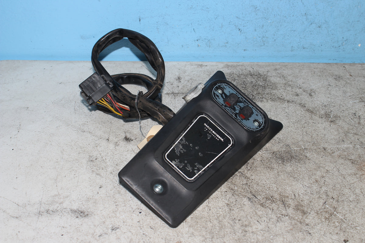 98-02 Harley FLHTCUI Electra Glide CB Intercom Module Switch Panel Tank Cover