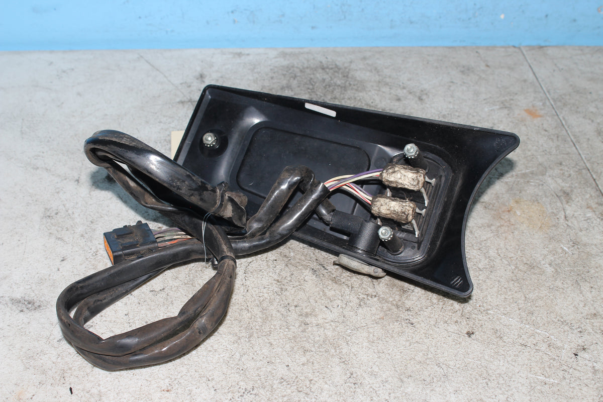 98-02 Harley FLHTCUI Electra Glide CB Intercom Module Switch Panel Tank Cover