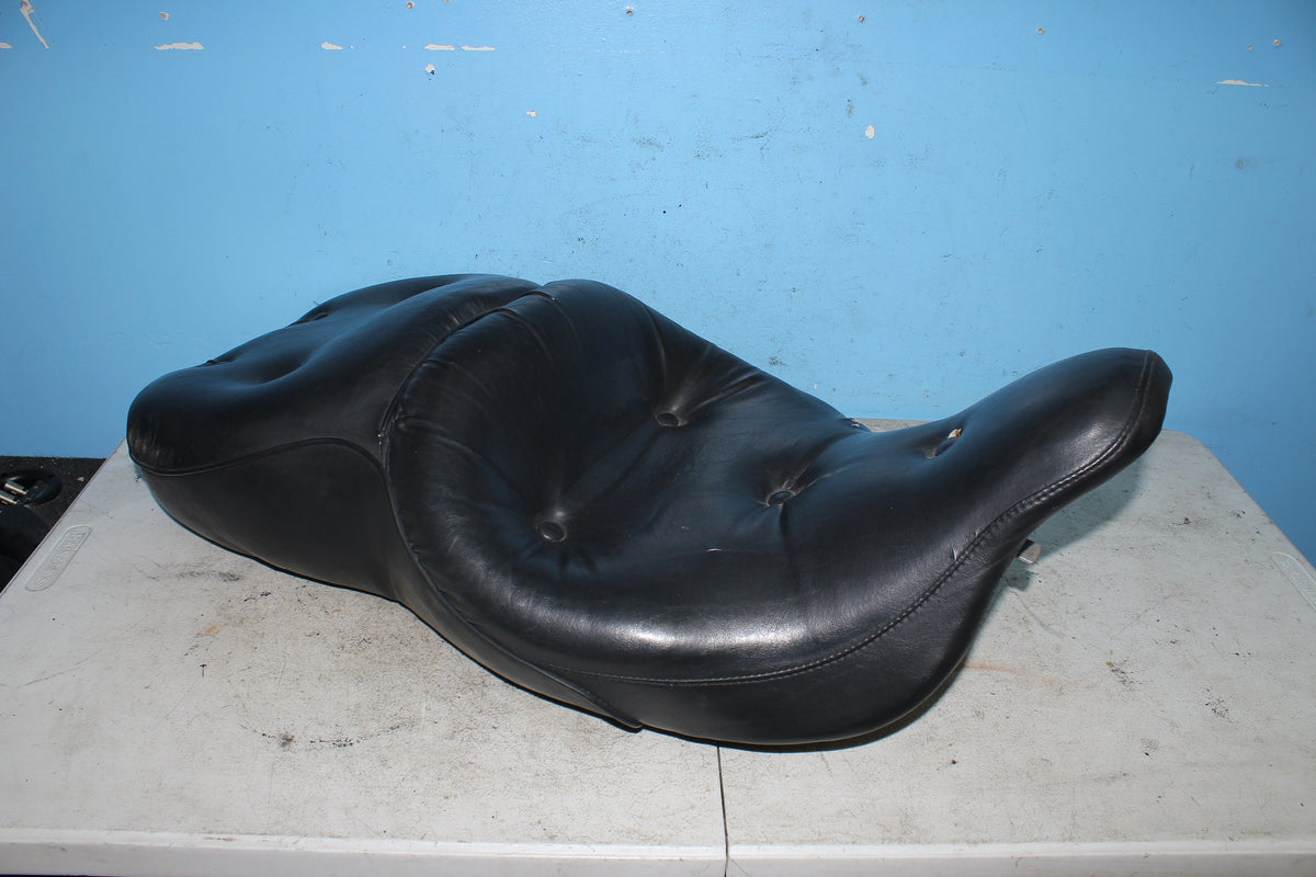 97-06 Harley FLHTCUI Electra Glide Seat Leather 2-Up Front Rider Rear *DMG*