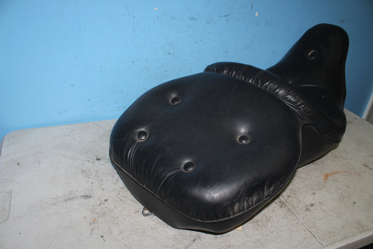 97-06 Harley FLHTCUI Electra Glide Seat Leather 2-Up Front Rider Rear *DMG*