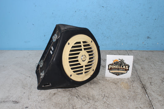 97-06 Harley FLHTCUI Electra Glide Rear Left Speaker Box Tour Pak Audio Pod